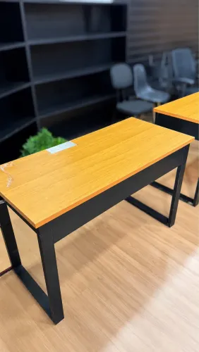 Mesa para escritório