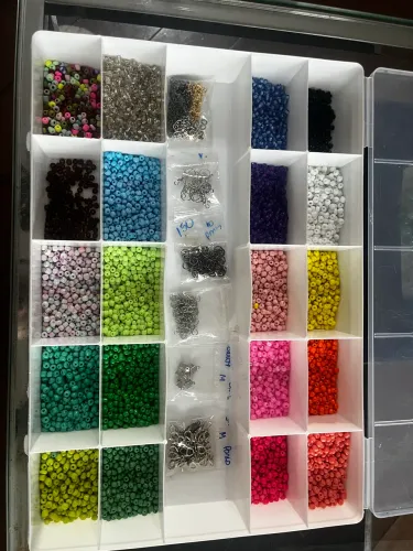 Kit Miçangas + Componentes de Bijuteria 
