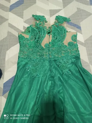 Vestido verde de festa