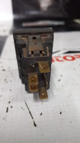 Botão Vidro Elétrico Gol Parati Saveiro G3  377959855b