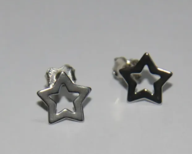 Brincos estrela - Prata