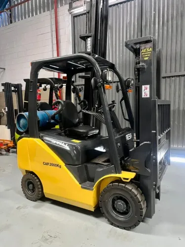 Empilhadeira GLP Still, CLX20, capacidade 2.000Kg