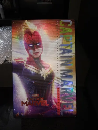 Figura Colecionável de Capitã Marvel (Deluxe)