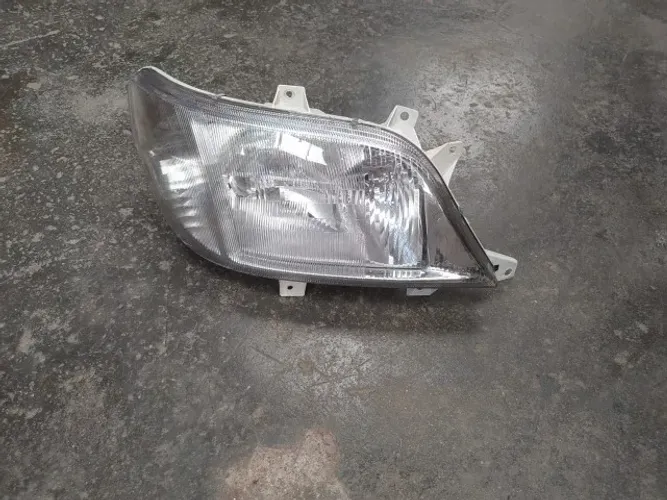 Farol Sprinter 2003 ate 2012 Frisado 