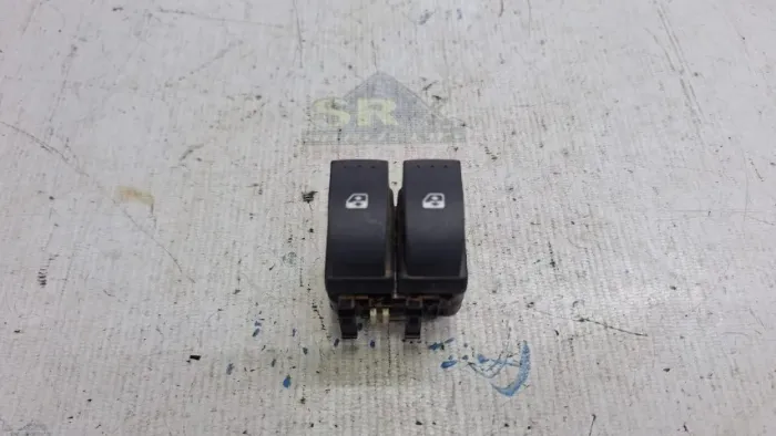 Botão Duplo Vidro Sandero