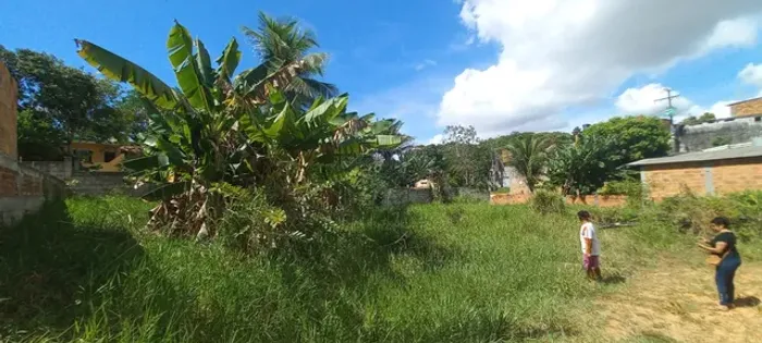 Terreno em condomínio em Lauro de Freitas.