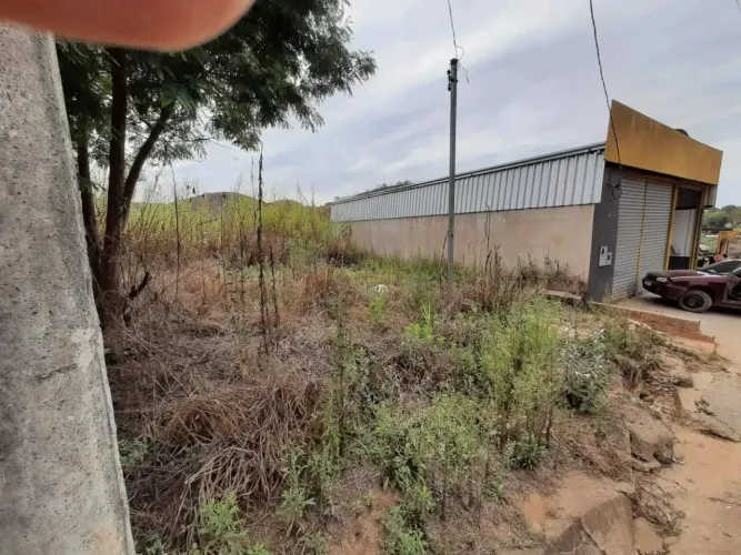 Lote Comercial à venda no Sagrado Coração de Jesus