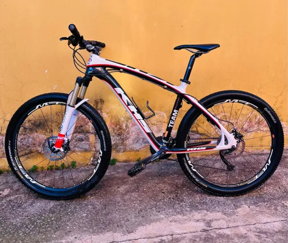 OPORTUNIDADE KHS Team Carbon 18 aro 26