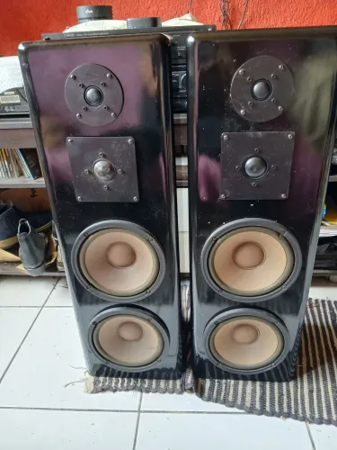 CAIXAS TORRES LANDO