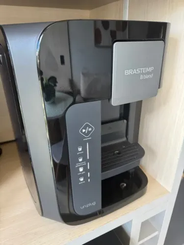 Maquina de bebidas Brastemp B.blend