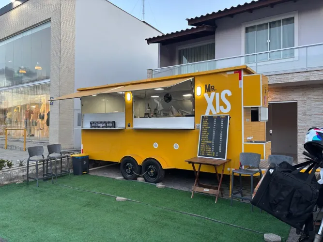 Trailer Foodtruck Novo Montado 2025