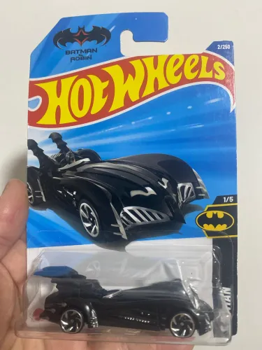 Hot Wheels - Batman e Robin BATMOBILE