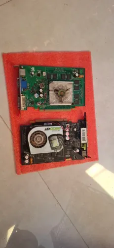 Lote placas de video relíquia leilão