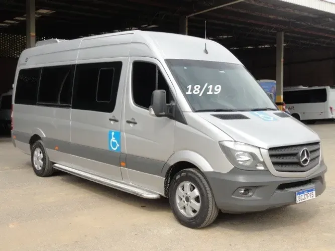 M. Benz Sprinter 415 Longa Ano 18/19 Executiva 18 Lugares Turismo Total