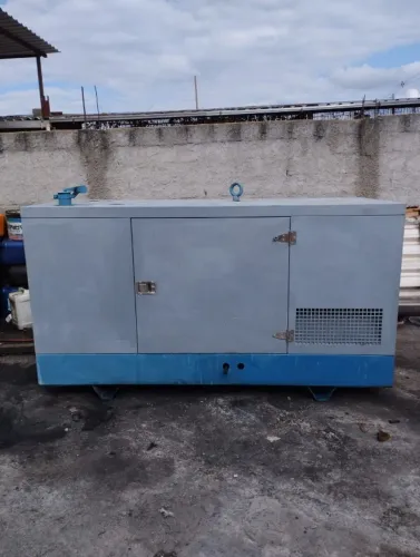 GERADOR DE ENERGIA 80 KVA