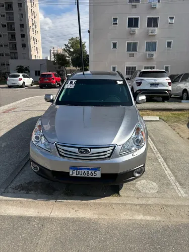 Subaru Outback 3.6 H6 SW Aut. 2011
