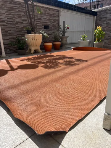 Tapete grande 3mx2m cor terracota - Ótimo estado!