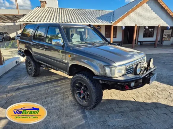 Toyota Hilux SW4 4X4 2.8 Diesel 1993