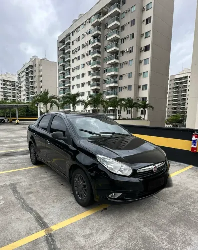 Fiat Grand Siena Attrac. 1.4 EVO F.flex 8V 2013