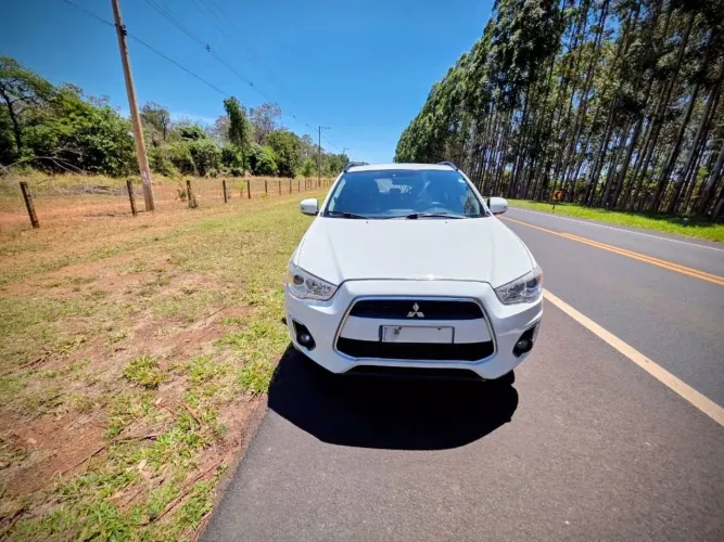 Mitsubishi ASX 2.0 16V 4X4 160cv Aut. 2014