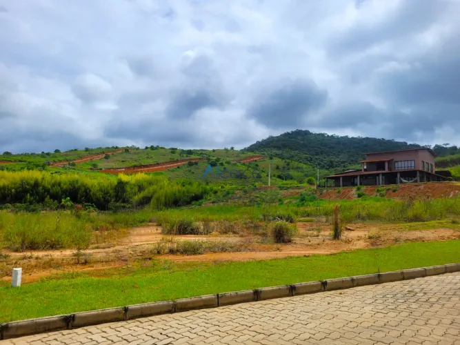 Terreno ou lote à venda PLANO, medindo 351,20 m² no Condomínio Reserva Ecoville.