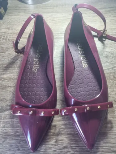 Sapato tipo Melissa. Petite Jolie tam 35. Novo