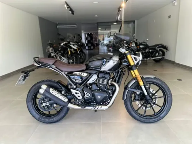 Triumph/ scrambler 400 X