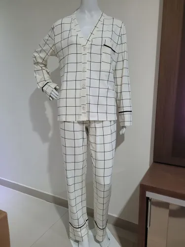 Pijama Xadrez Feminino Confortável e Estiloso
