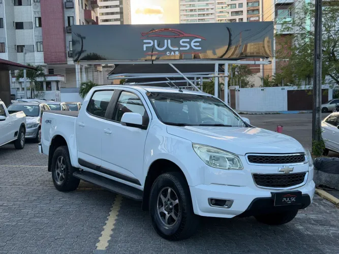 Chevrolet S10 Pick-up LT 2.8 TDI 4X4 CD Diesel AUT 2016