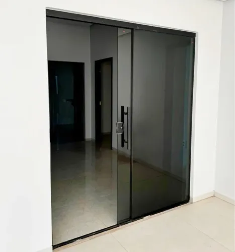 Portas de vidro salas e escritórios