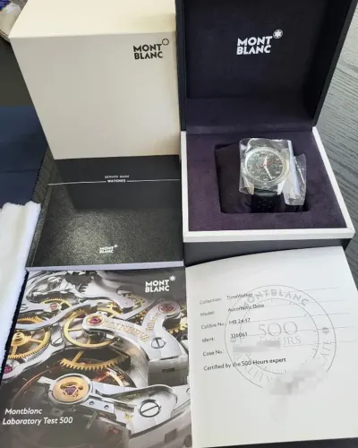 relógio Montblanc 41 mm, mostrador preto, pulseira de couro
