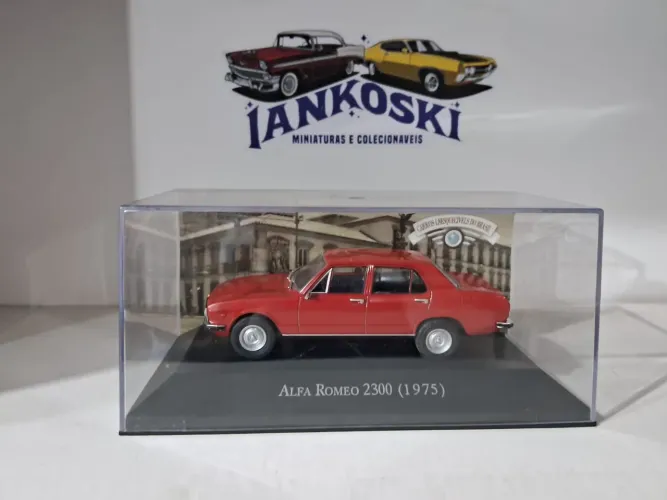 Miniatura Alfa Romeu Escala 1 43 