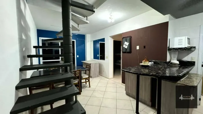 Cobertura com 3 dormitórios à venda, 115 m² por R$ 1.200.000,00 - Praia Brava - Florianópo