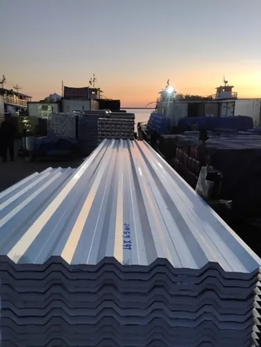 Mega promoção de telha SANDUICHE E SEMI-SANDUICHE sob medida REDUZ O BARULHO E O CALOR