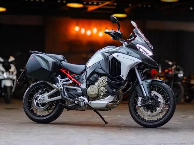DUCATI MULTISTRADA 1160 V4S 1100 cc 