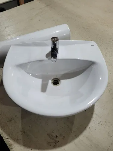 Pia para banheiro Roca