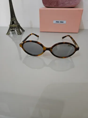 Óculos de sol Miu Miu -