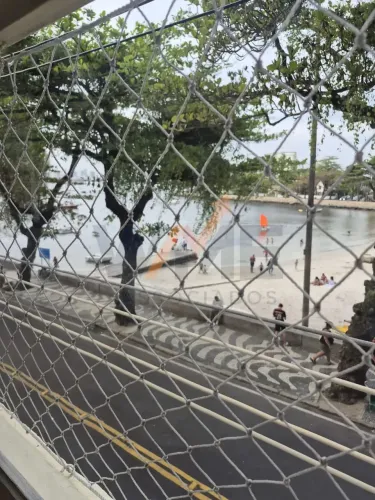 Apartamento 2 Quartos na Urca Localização Privilegiada, em Frente à Mureta