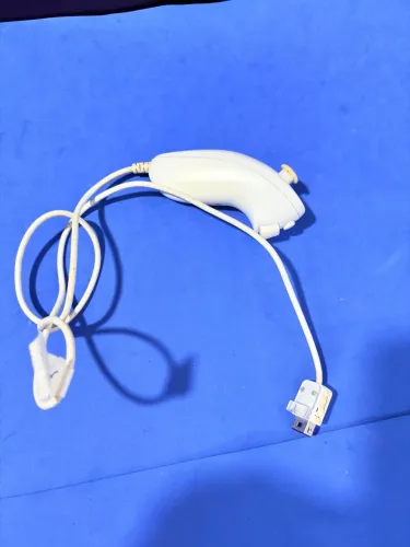 Controle nintendo wii nunchuk