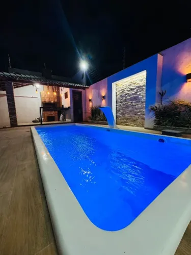 Locação de Casa de praia whatsapp na descrição 