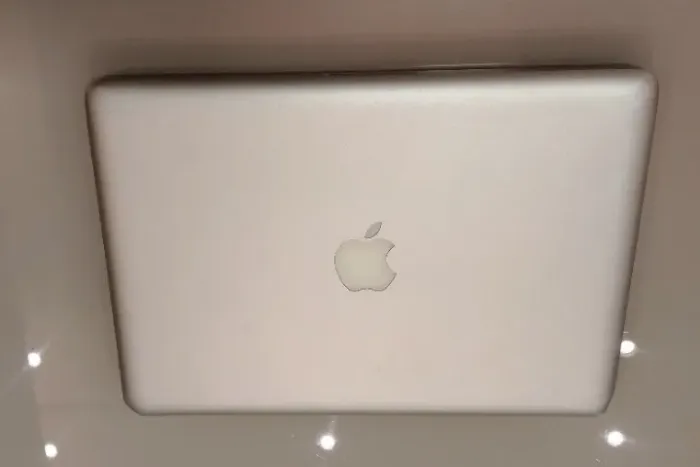 Mackbook Pro 13" 2010 i5 8Gb 480gb