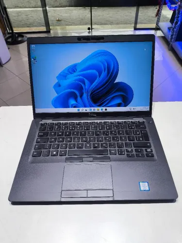 Notebook Dell latitude 5400 i7(8° geração)+16gb ram +256SSD