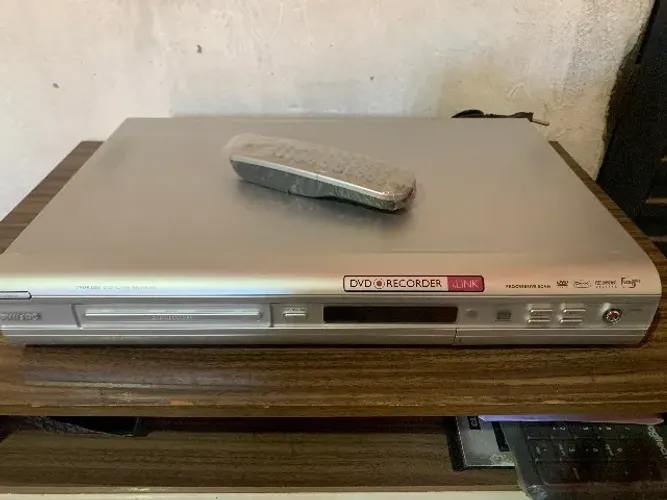 Gravador de DVD Philips DVDR3355