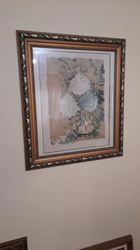 Quadro Decorativo com Moldura Elegante
