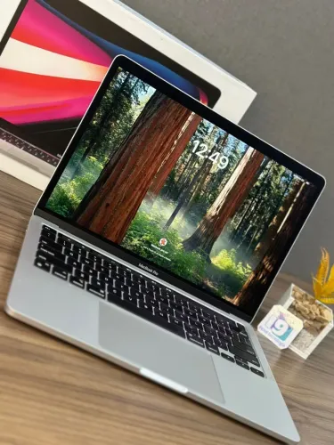 MacBook Pro M1 com Touch Bar   A2338  Processador: M1 SEMI NOVO COM GARANTIA LOJA FISICA 