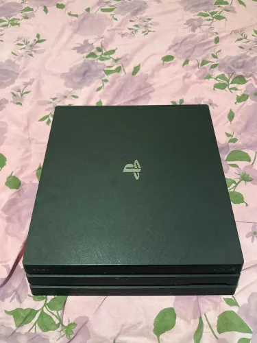 Vendo um Ps4 pro 