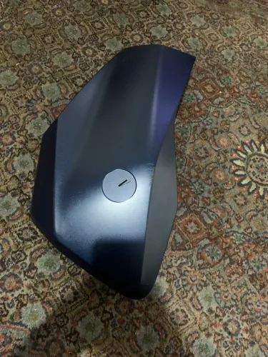 Carenagem lateral frontal direita Yamaha XMax250 original com detalhe