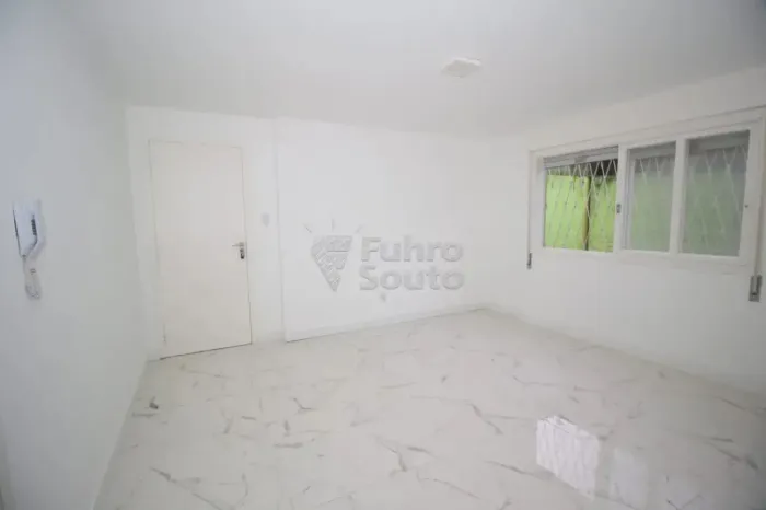 Apartamento totalmente reformado no Edifício Arpoador - Próximo à Rua Dom Pedro I