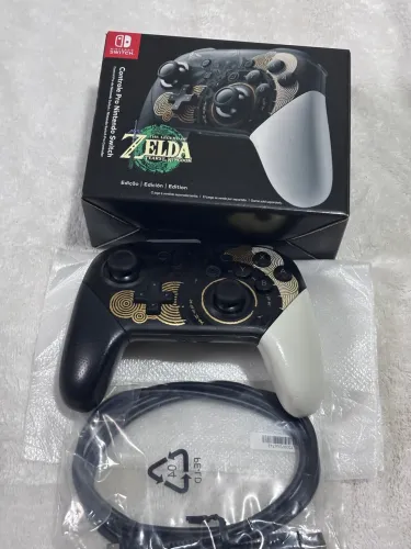 Nintendo Pro Controller Zelda Tears Of The Kingdom Limited Edition