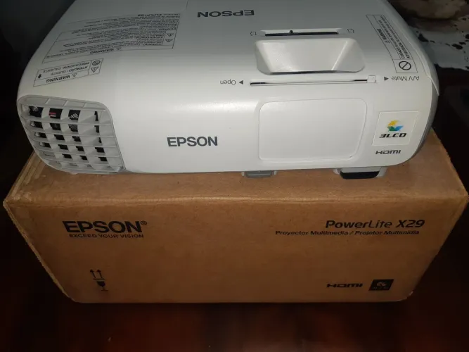 Projetor Epson X29 usado 1vez